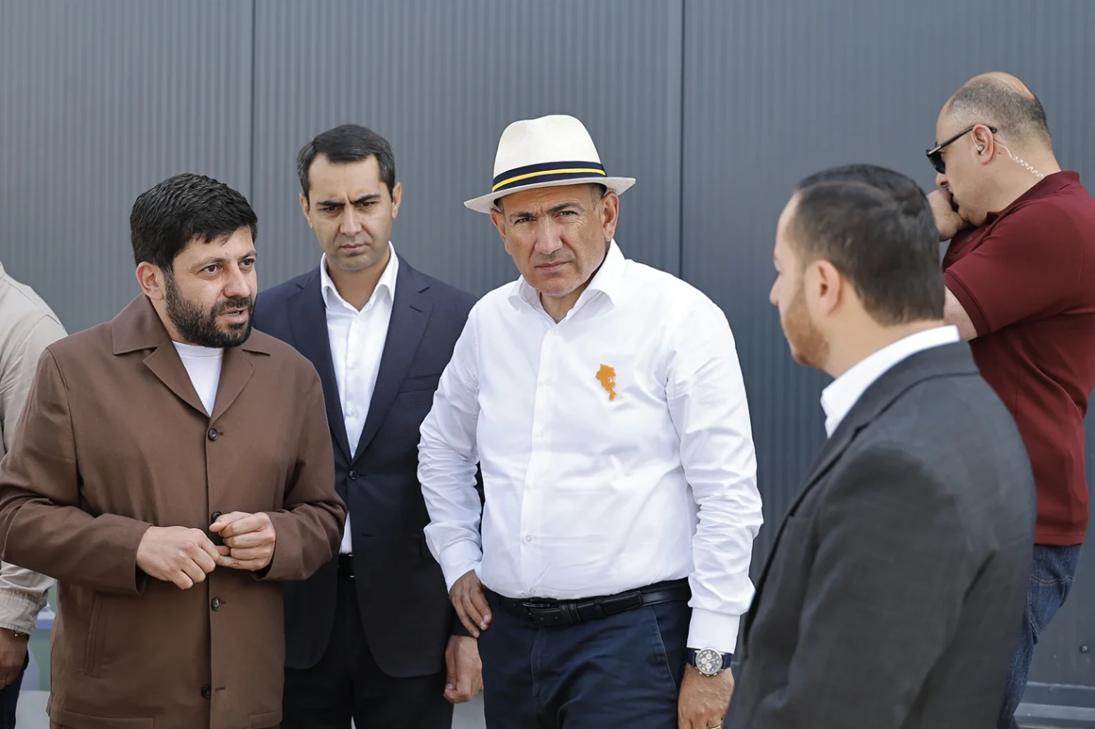 Փաշինյանն այցելել է «ԷԼԵՎԵՅԹ ԷՅԱՅ» արհեստական բանականության գործարան